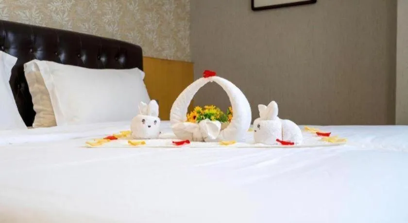 Bed in Xian Empress Hotel