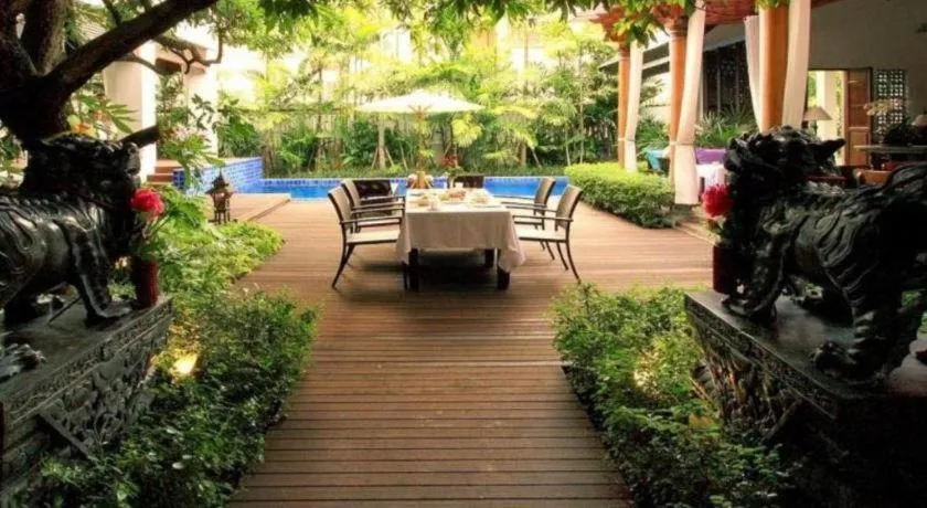 Baan Klang Wiang Hotel