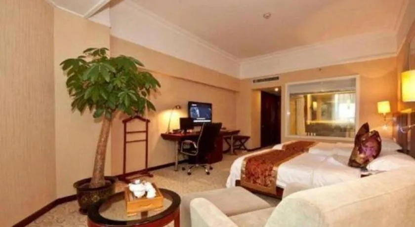 Bed in Fujian Galaxy Garden Hotel