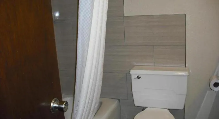 AmericInn by Wyndham La Crosse Riverfront-Conference Center