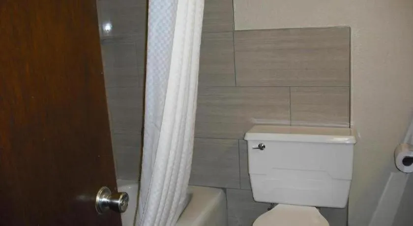 AmericInn by Wyndham La Crosse Riverfront-Conference Center