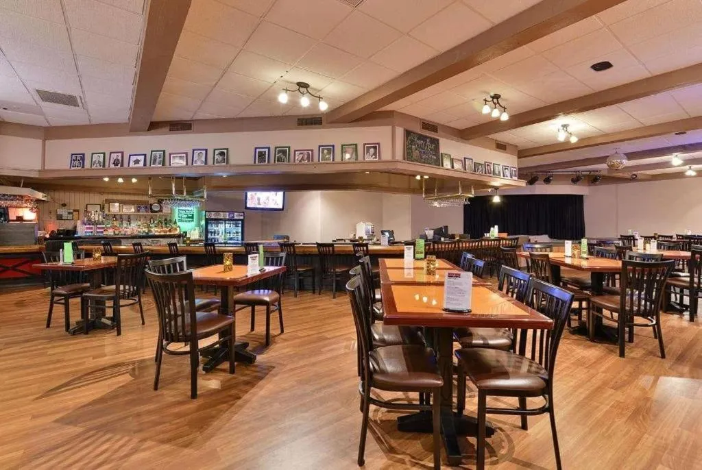 AmericInn by Wyndham La Crosse Riverfront-Conference Center