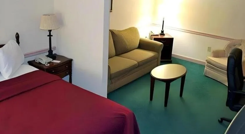 Bed in Rodeway Inn & Suites Myerstown - Lebanon