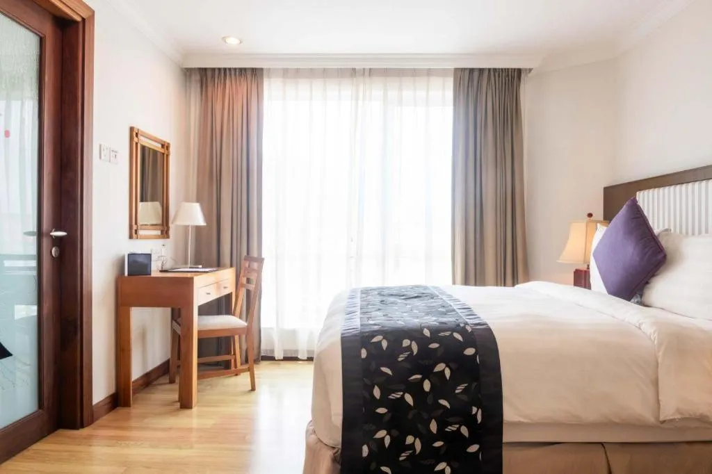 Bed in Plaza Sutera Biru Hotel