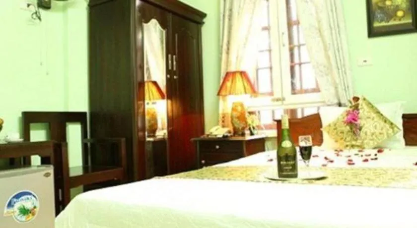 Bed in Canh Dieu Mountain Hotel