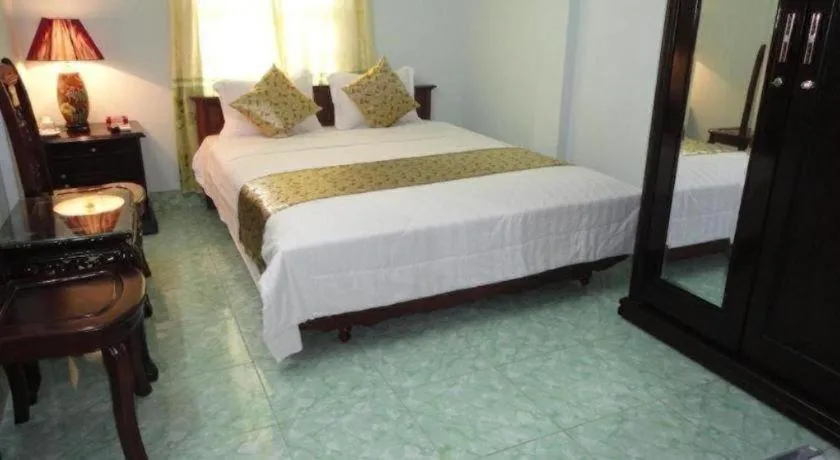 Bed in Canh Dieu Mountain Hotel