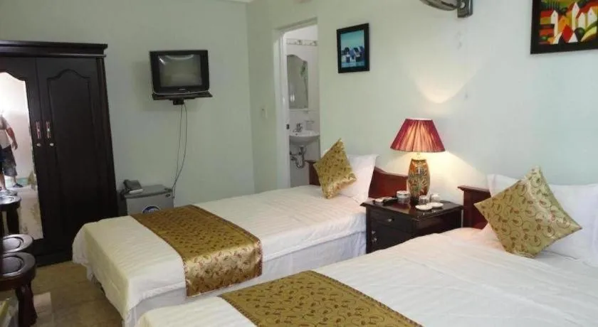 Bed in Canh Dieu Mountain Hotel