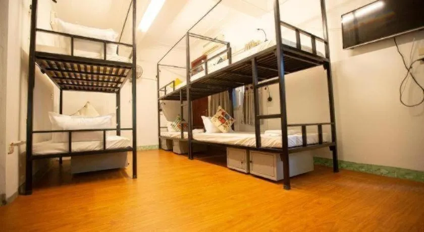 Bed in Canh Dieu Mountain Hotel