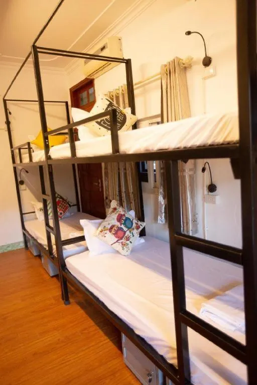 Bed in Canh Dieu Mountain Hotel