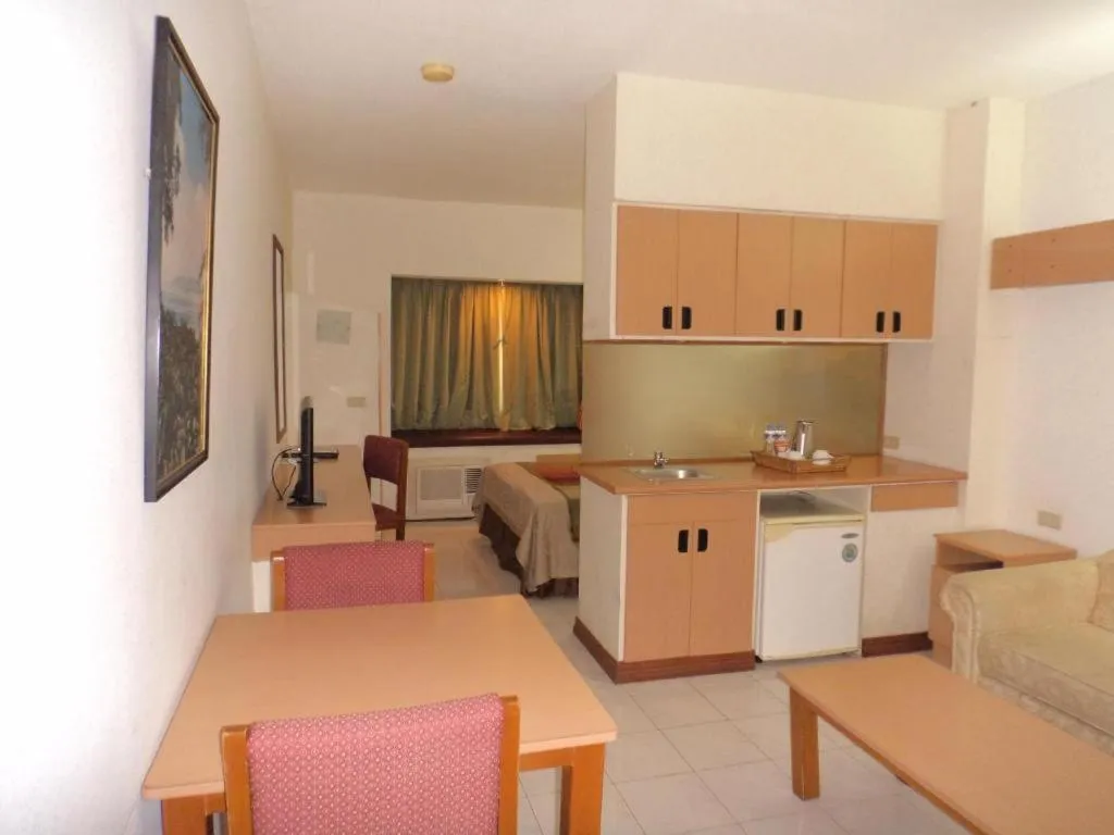 Bed in Filipiniana Hotel Calapan