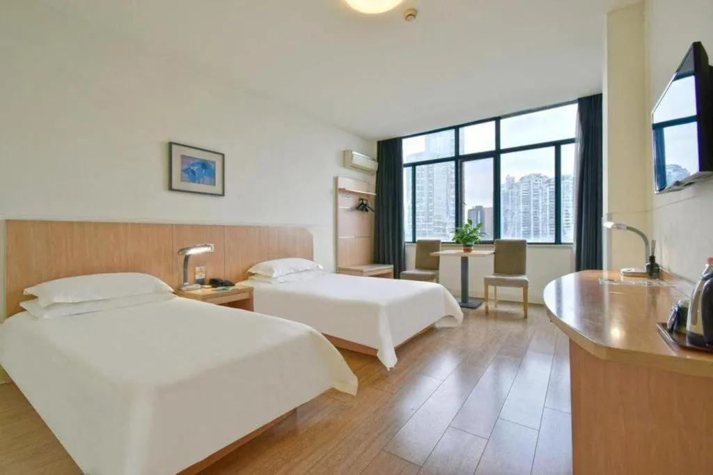 Bed in Jinjiang Inn E'ling Cultural and Creative Second Factory