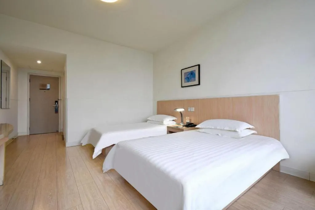 Bed in Jinjiang Inn E'ling Cultural and Creative Second Factory