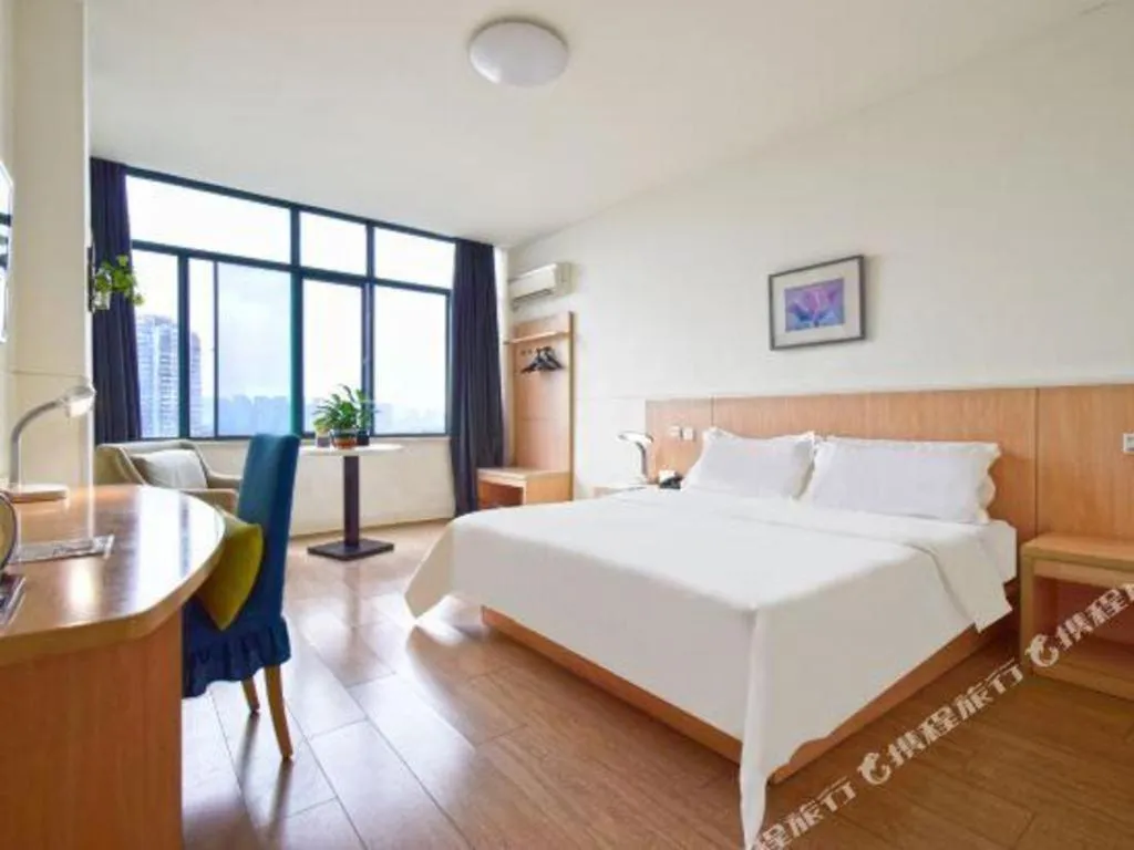 Bed in Jinjiang Inn E'ling Cultural and Creative Second Factory