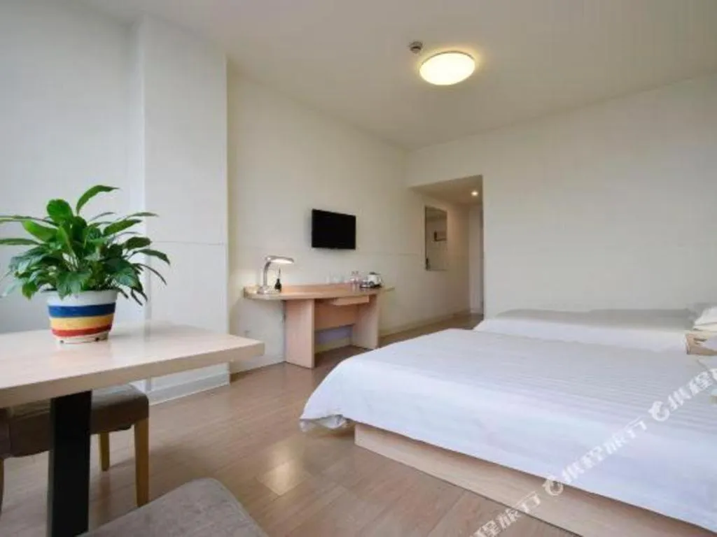 Bed in Jinjiang Inn E'ling Cultural and Creative Second Factory