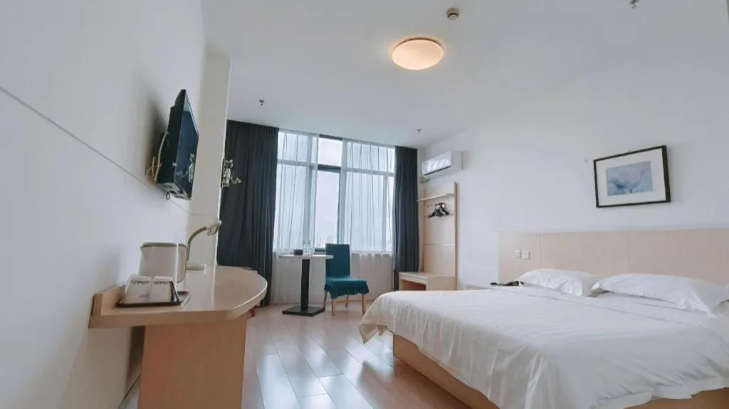 Bed in Jinjiang Inn E'ling Cultural and Creative Second Factory