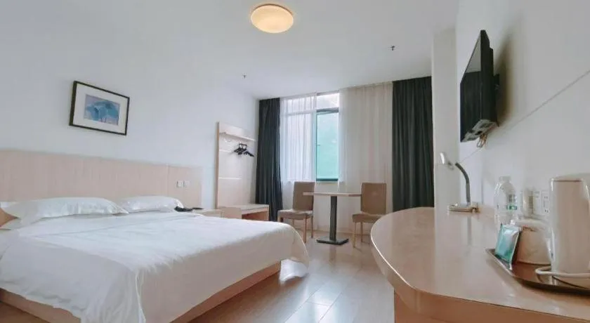 Bed in Jinjiang Inn E'ling Cultural and Creative Second Factory