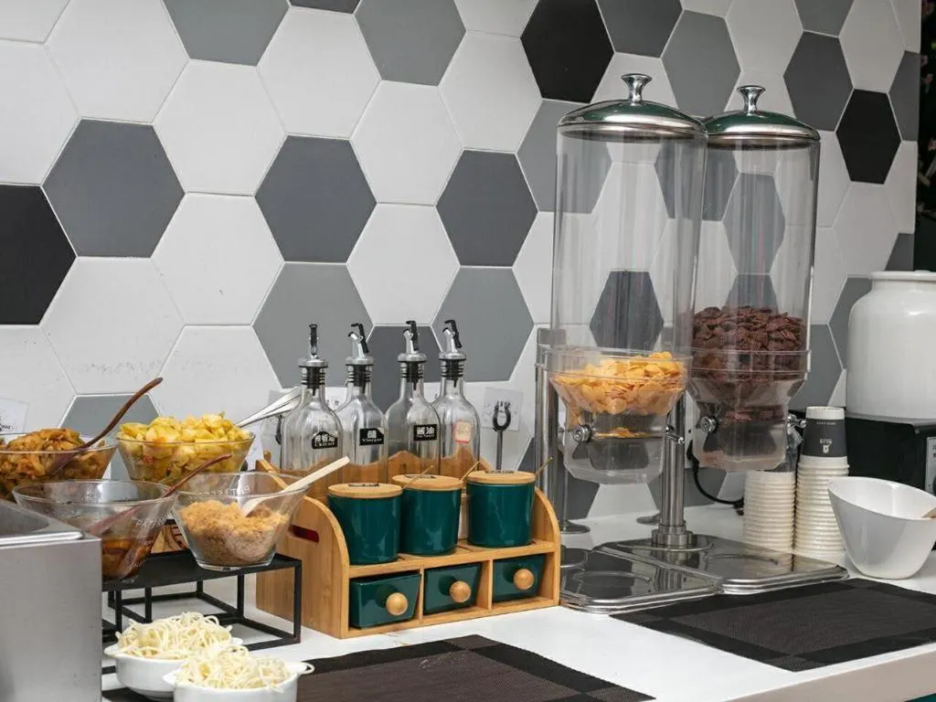 Magnotel Ningbo Tianyi Plaza Railway Station