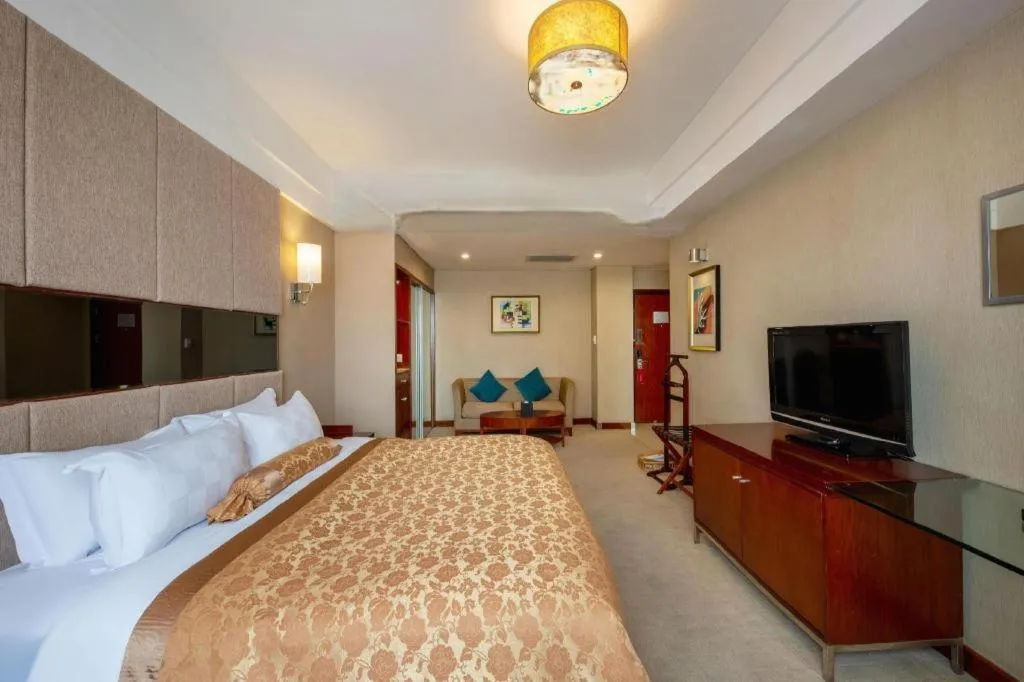 Bed in Jinan Blue Horizon Hotel Shizhong