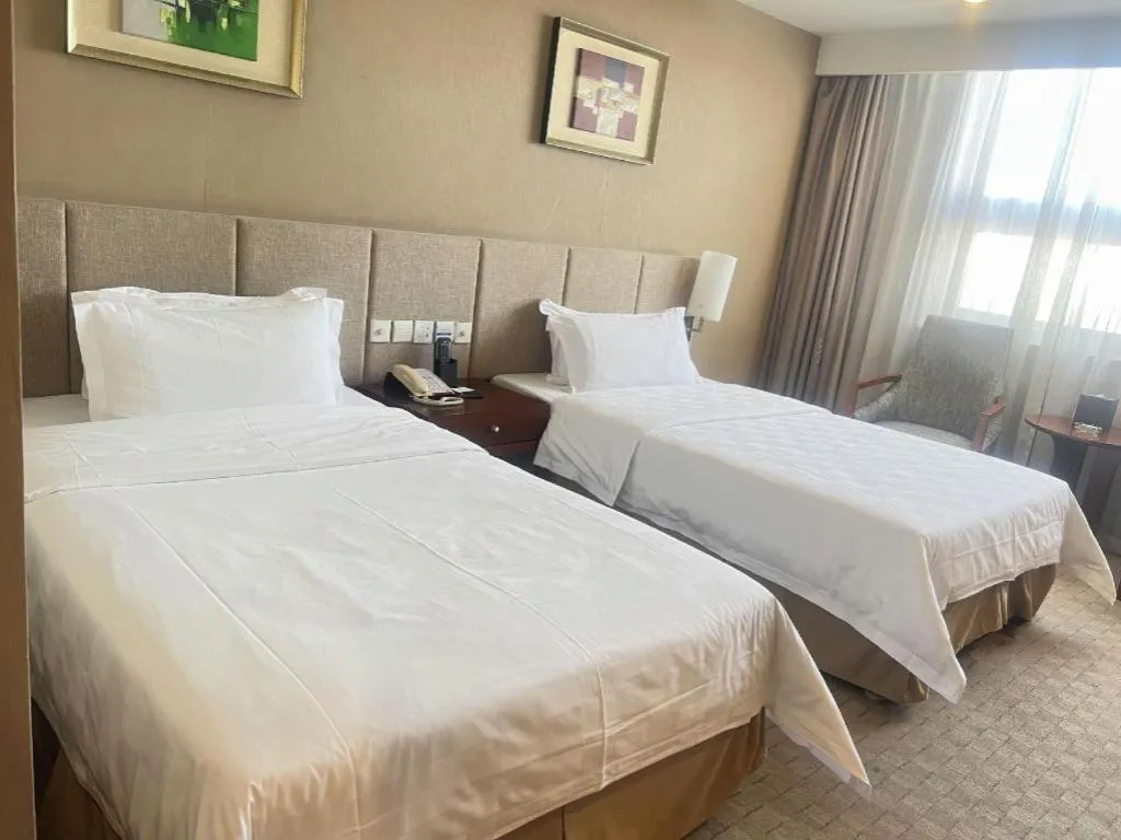 Bed in Jinan Blue Horizon Hotel Shizhong