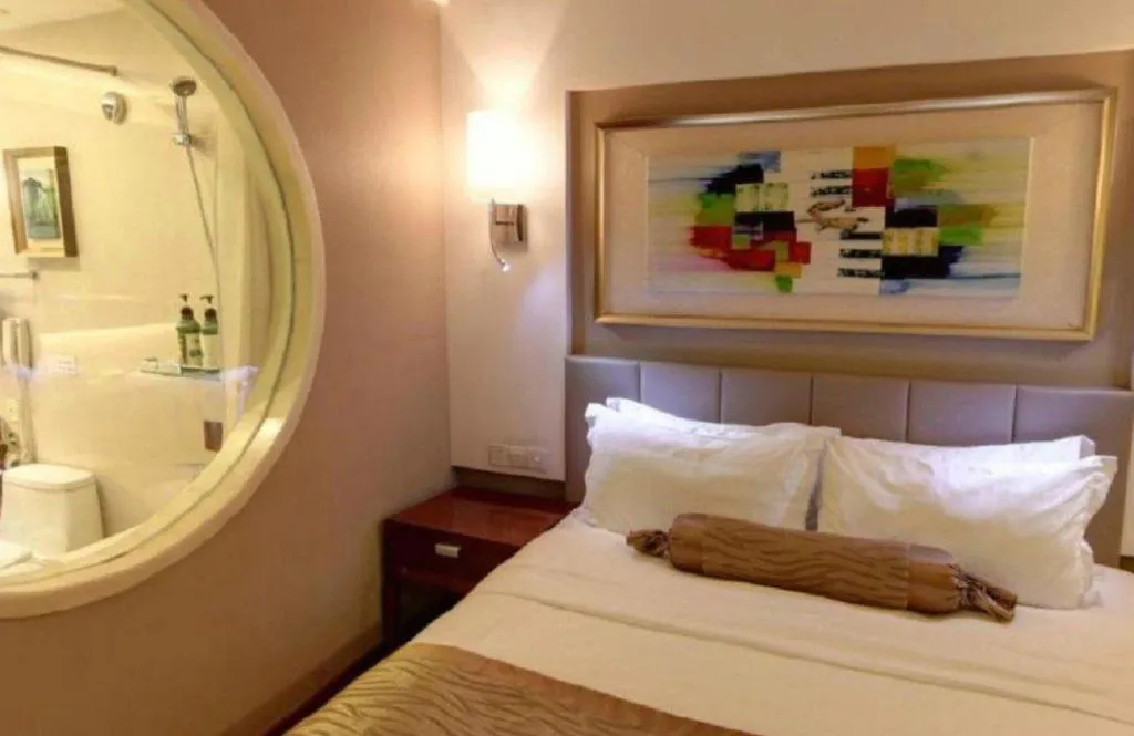 Bed in Jinan Blue Horizon Hotel Shizhong