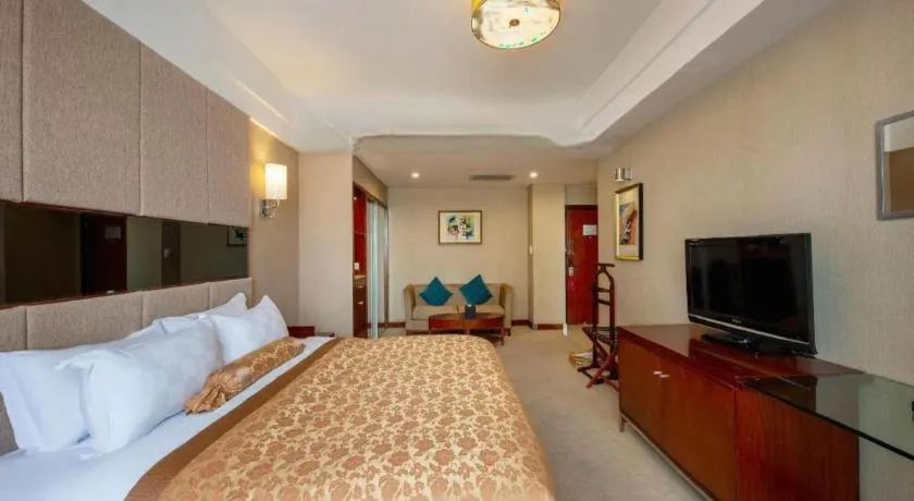 Bed in Jinan Blue Horizon Hotel Shizhong