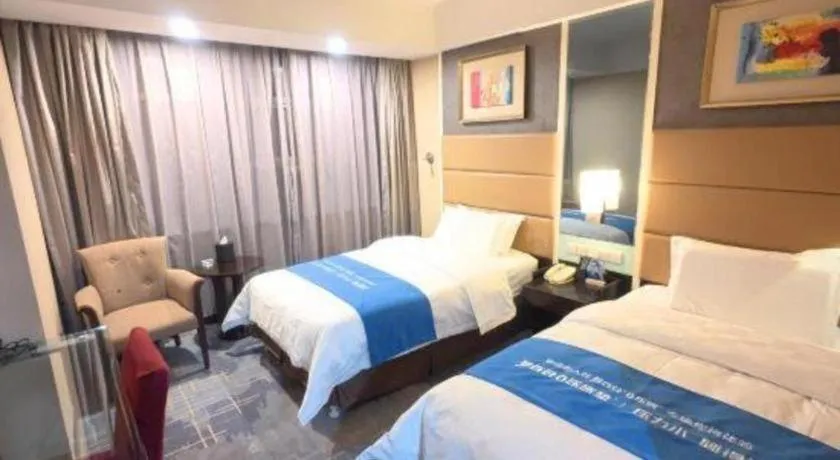Bed in Zibo Blue Horizon International Hotel