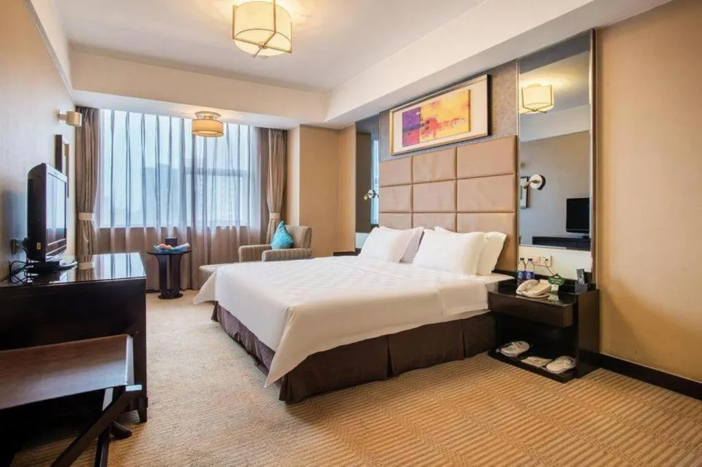 Bed in Zibo Blue Horizon International Hotel
