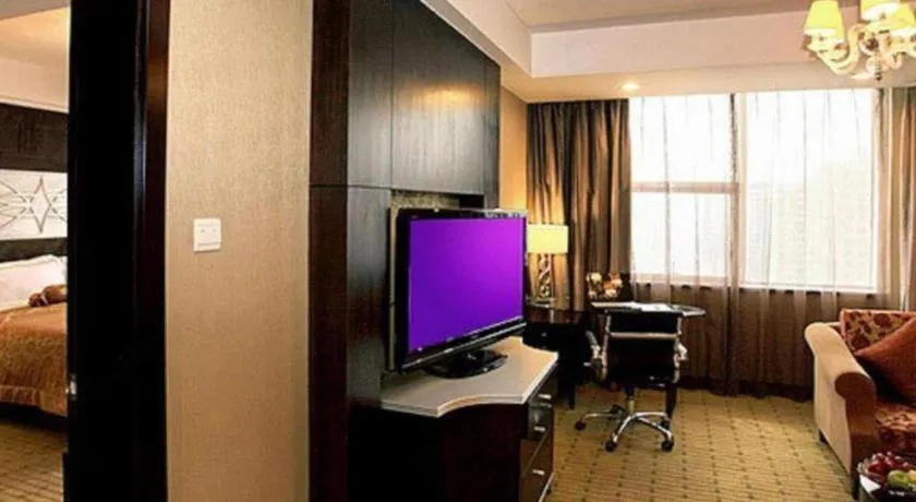 Bed in Zibo Blue Horizon International Hotel