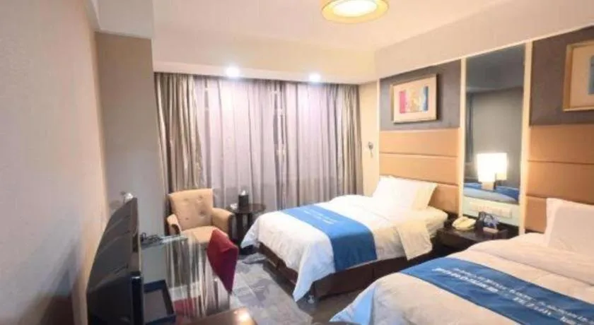 Bed in Zibo Blue Horizon International Hotel