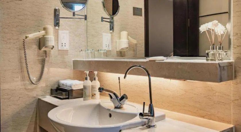 Zibo Blue Horizon International Hotel