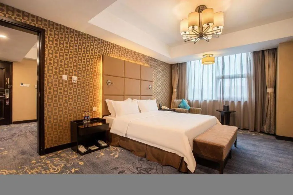 Bed in Zibo Blue Horizon International Hotel