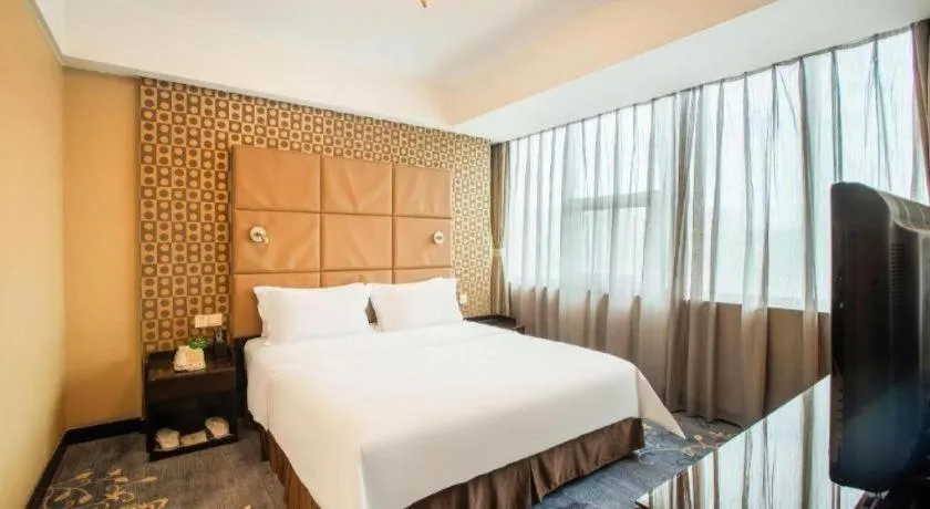 Bed in Zibo Blue Horizon International Hotel