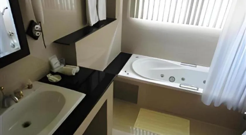 Kasem Garden Hotel Surin