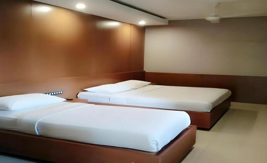 Bed in Hotel Bintang Tawangmangu