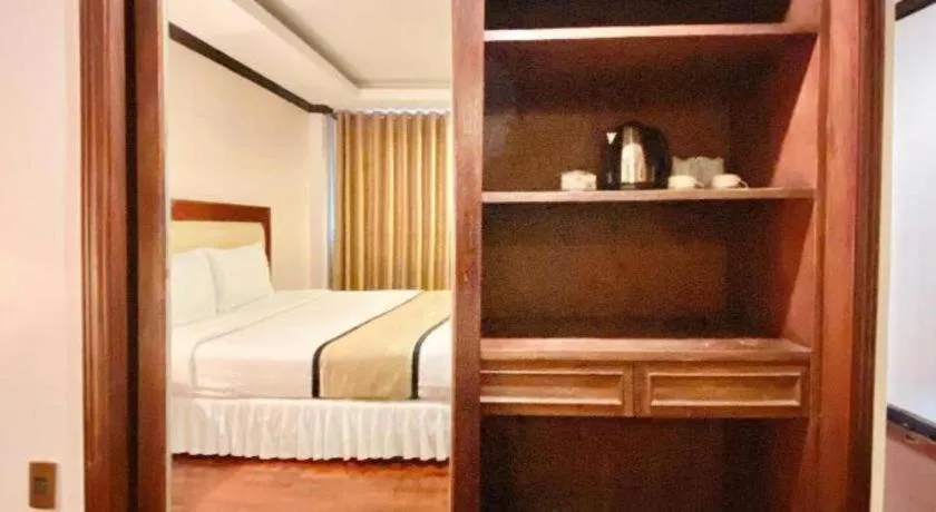 Bed in Cheuang Vanavong 2