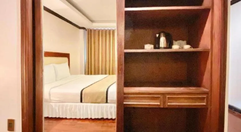 Bed in Cheuang Vanavong 2