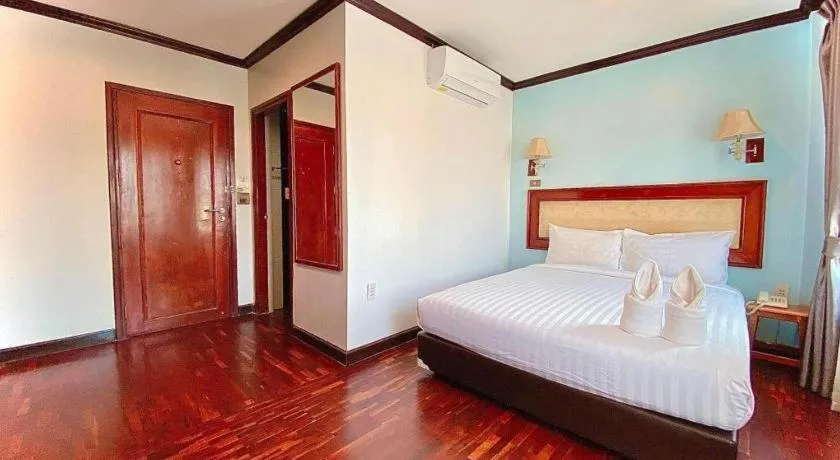 Bed in Cheuang Vanavong 2