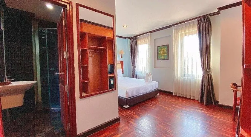 Bed in Cheuang Vanavong 2