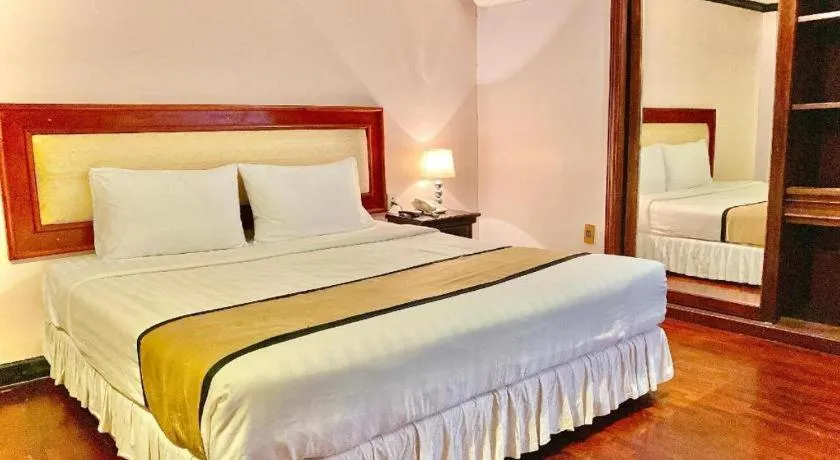 Bed in Cheuang Vanavong 2