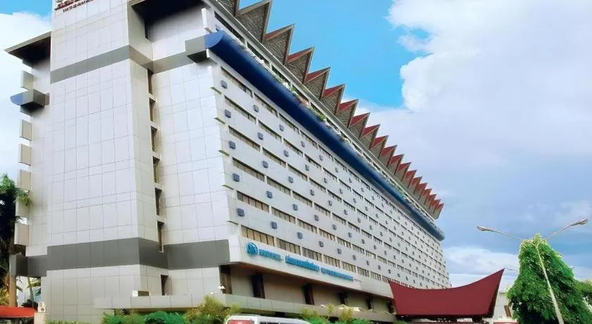 Danau Toba Hotel International