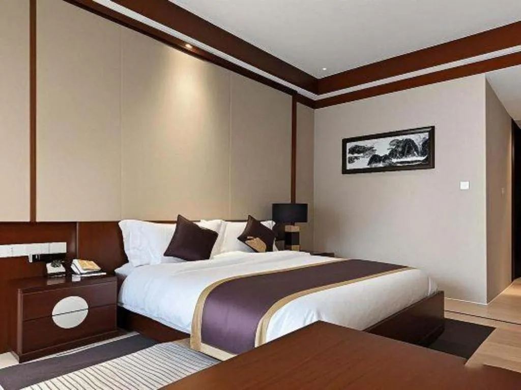 Bed in Jinggangshan ZhongTaiLai International Hotel