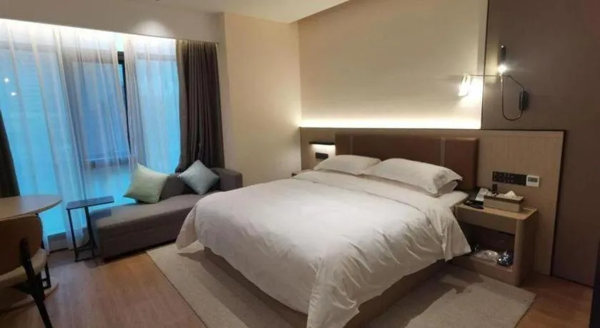 Bed in Jinggangshan ZhongTaiLai International Hotel