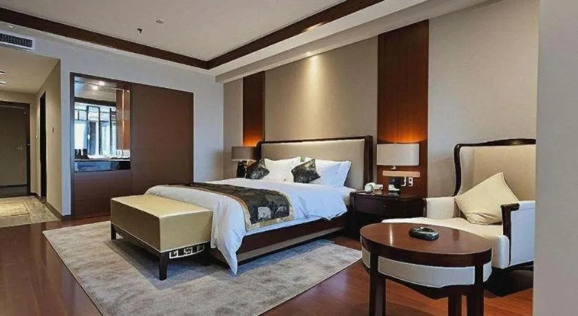 Bed in Jinggangshan ZhongTaiLai International Hotel