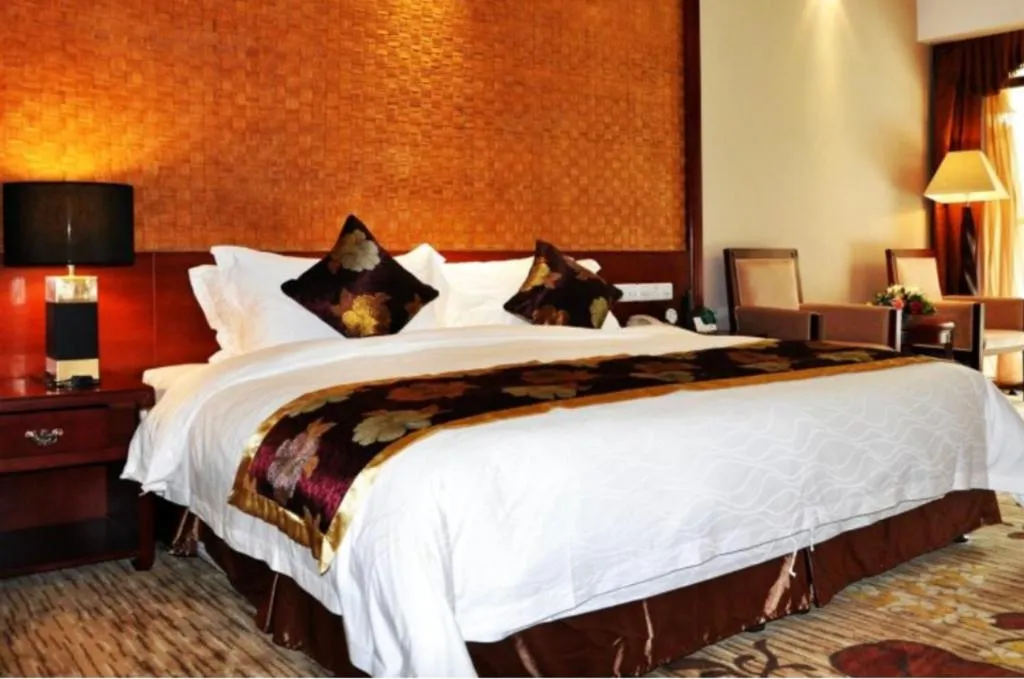 Bed in Jinggangshan ZhongTaiLai International Hotel