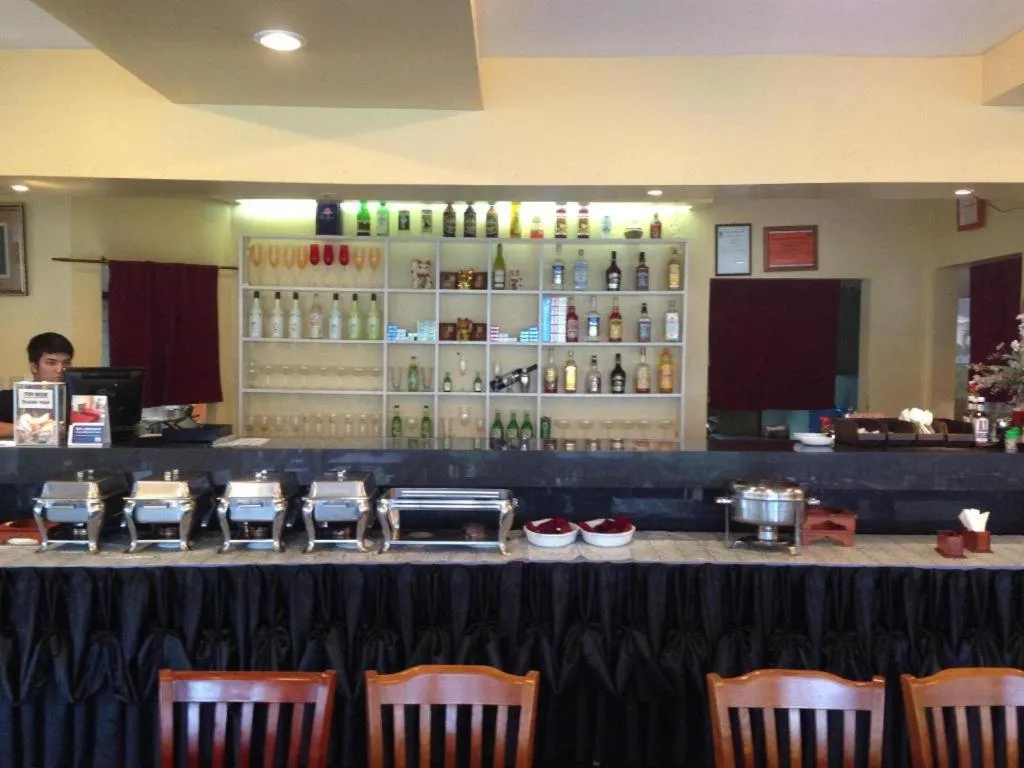 Bayfront Hotel Subic