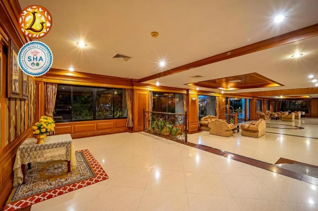 The Ligor City Hotel