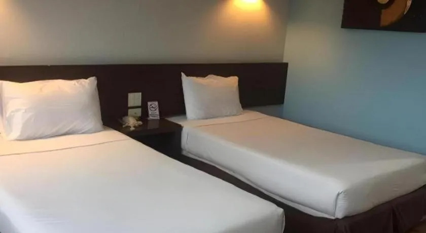 Bed in The Ligor City Hotel