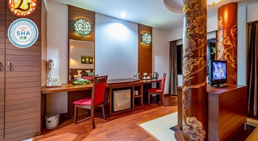 The Ligor City Hotel