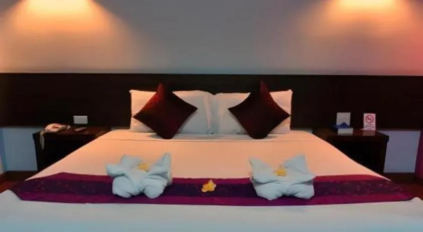 Bed in The Ligor City Hotel
