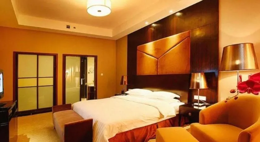 Bed in Jiande Peninsula Kaihao Hotel